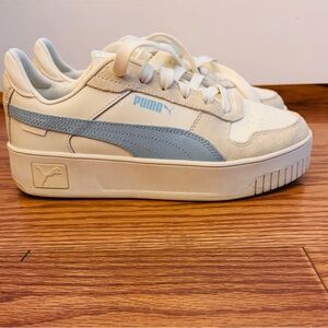 Puma Cream and Light Blue Sneakers